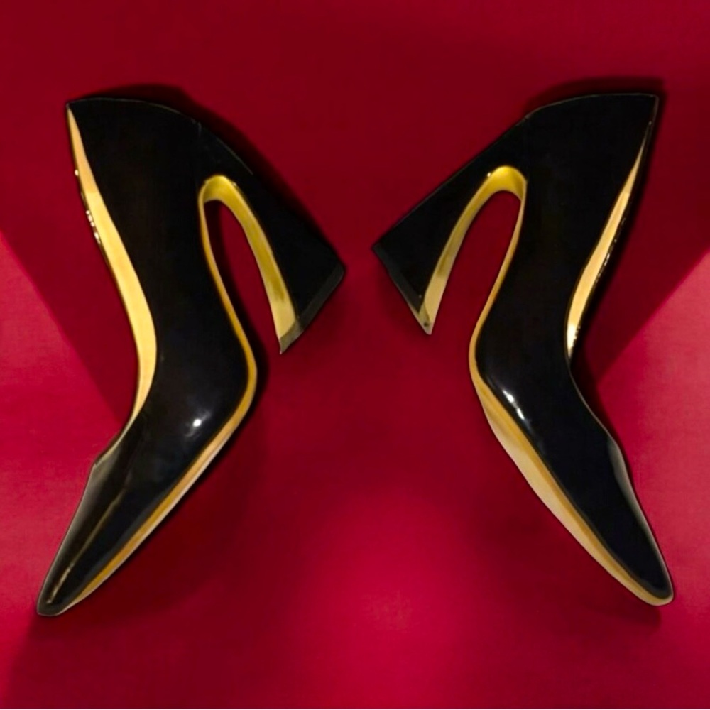 Pump Black heels